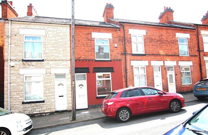 3 Bedroom Terraced House For Sale In Ingle Street, Newfound Pool, Leicester, LE3