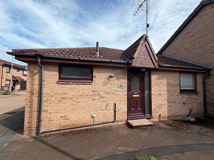 1 Bedroom Bungalow To Rent In Kings Meadow Mews, Wetherby, West Yorkshire, LS22