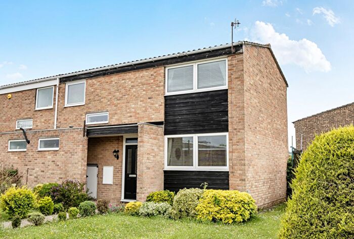 3 Bedroom End Of Terrace House For Sale In Lower Fallow Close, Whitchurch, Bristol, BS14