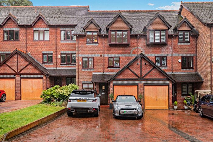 4 Bedroom Town House For Sale In Evening Glade, Ferndown, BH22