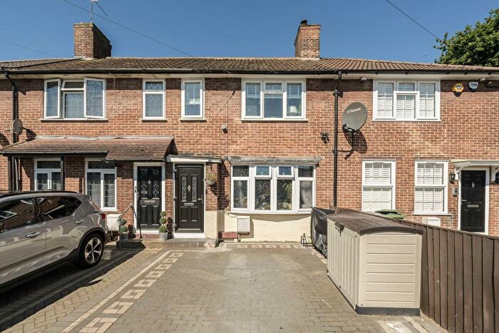 3 Bedroom Terraced House To Rent In Beaconsfield Road, London, SE9