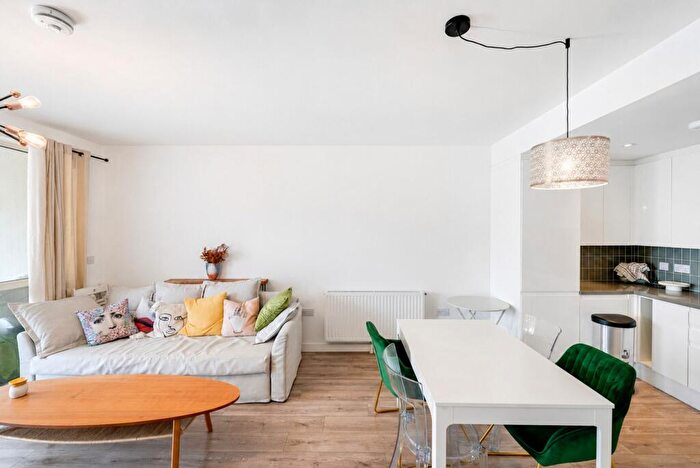 2 Bedroom Apartment For Sale In Minnie Baldock Street, London, E16