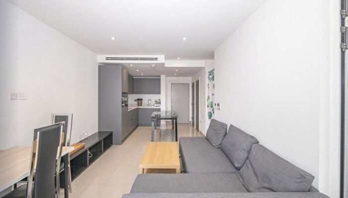 1 Bedroom Flat To Rent In St. Georges Circus, Waterloo, SE1