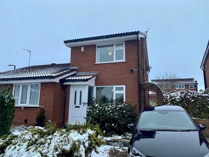 2 Bedroom Semi-Detached House To Rent In Hebden Avenue, Bredbury, Stockport, SK6