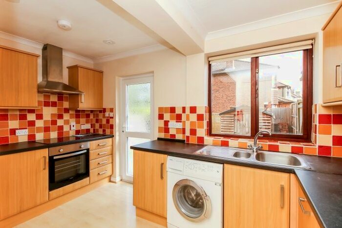 6 Bedroom Terraced House To Rent In Headley Way, Headington, Oxford, OX3