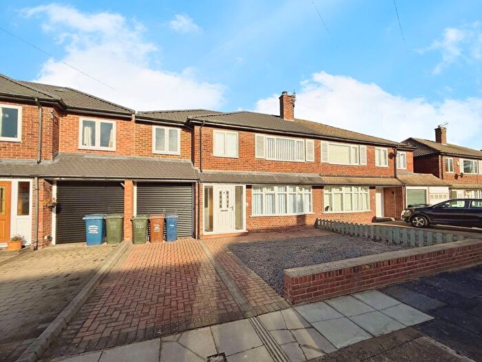 4 Bedroom Semi Detached House For Sale In Holystone Avenue, Newcastle Upon Tyne, NE3