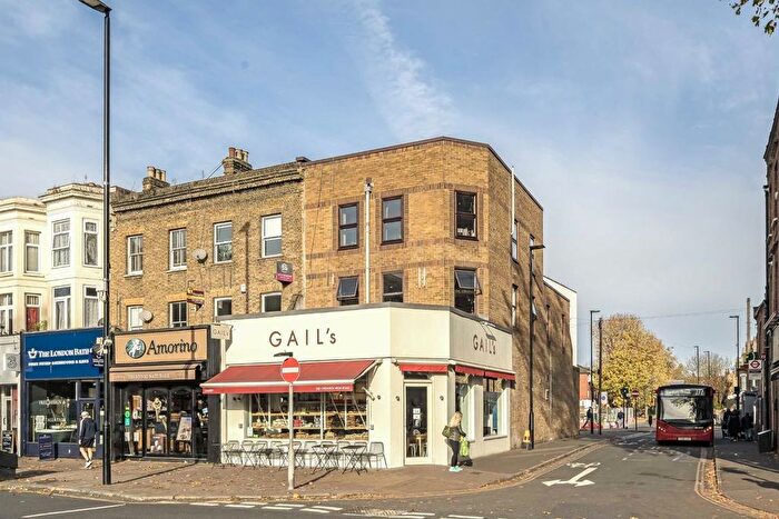 1 Bedroom Flat To Rent In Chiswick High Road, London, W4