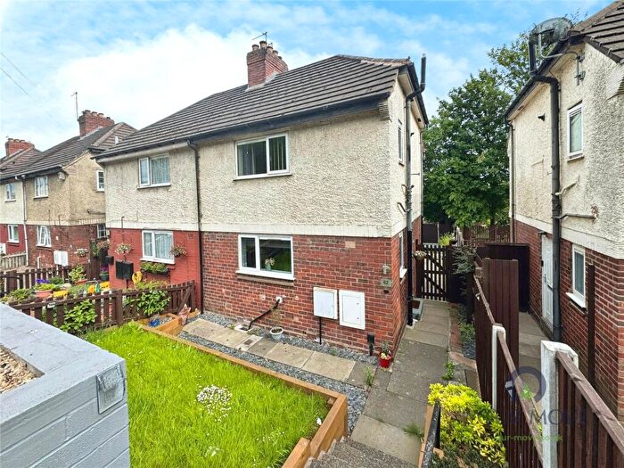 2 Bedroom Semi-Detached House To Rent In Portway Road, Rowley Regis, West Midlands, B65