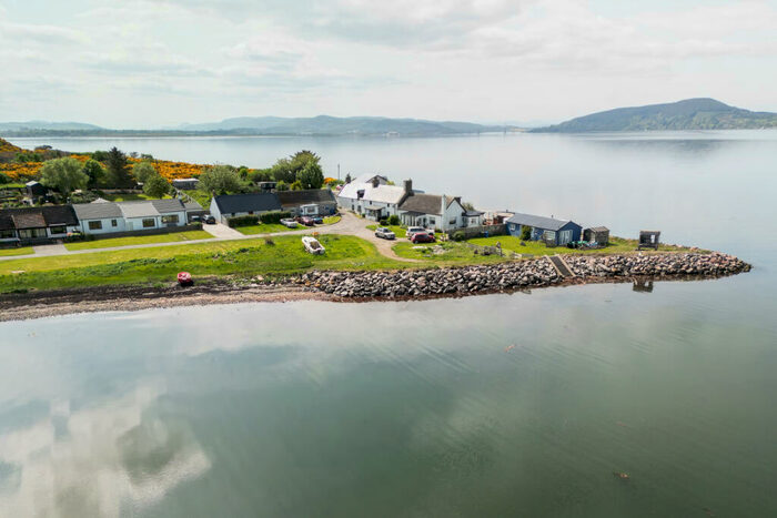 3 Bedroom End Of Terrace House For Sale In Alturlie Point, Allanfearn, Inverness, IV2