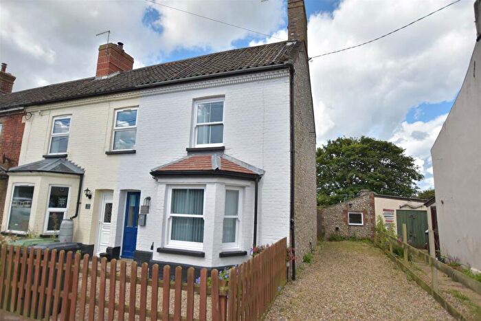 2 Bedroom End Of Terrace House For Sale In Middle Street, Trimingham, Norwich, NR11
