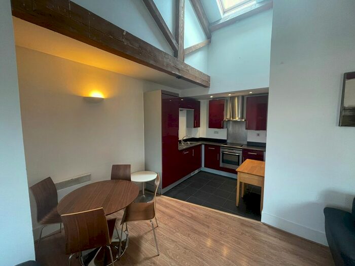 2 Bedroom Flat To Rent In Macintosh Mill Cambridge Street, Manchester, M1