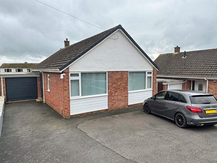 3 Bedroom Semi-Detached Bungalow For Sale In Maeshendre, Waunfawr, Aberystwyth, SY23