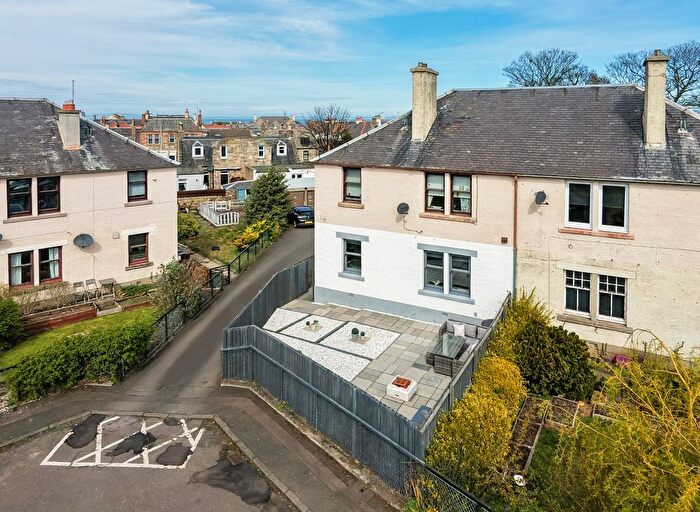 2 Bedroom Flat For Sale In Winton Park, Cockenzie, Prestonpans, EH32