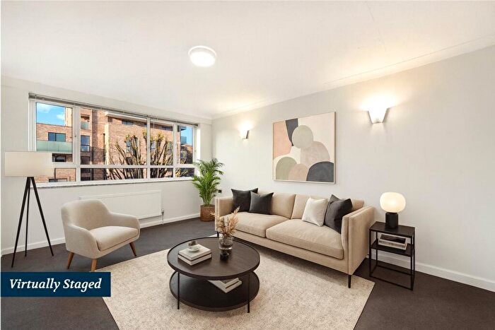 1 Bedroom Flat For Sale In Brondesbury Road, Kilburn, NW6