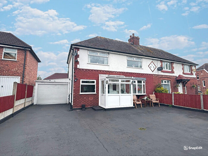 3 Bedroom Semi-Detached House For Sale In Gibbon Drive, Lostock Gralam, Northwich, CW9