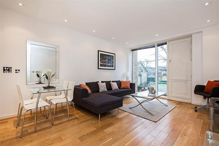1 Bedroom Flat To Rent In Cubitt Building, Grosvenor Waterside, Gatliff Road, London, SW1W