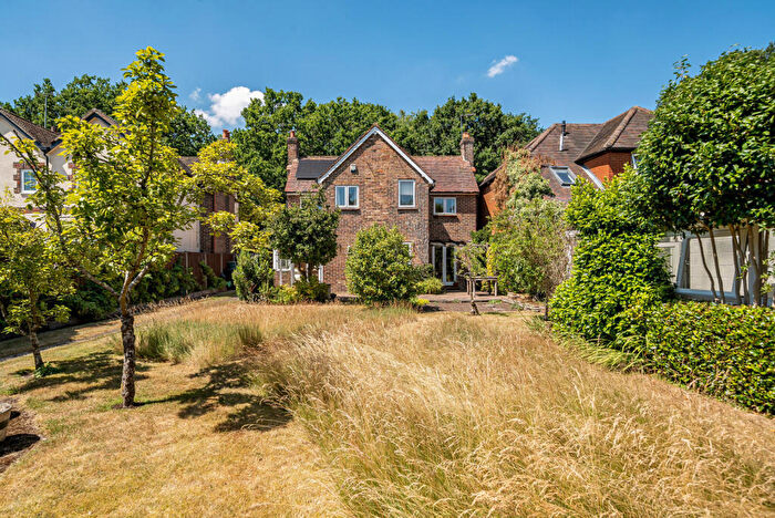 3 Bedroom Detached House For Sale In South Road, Horsell, GU21