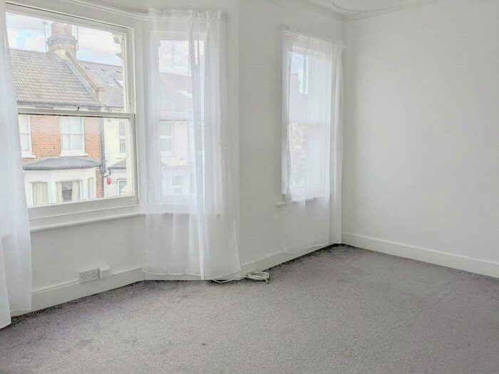 2 Bedroom Flat To Rent In Ravensworth Road, Kensal Green, NW10