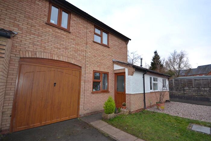 2 Bedroom House To Rent In Rye Close, Stratford-Upon-Avon, CV37