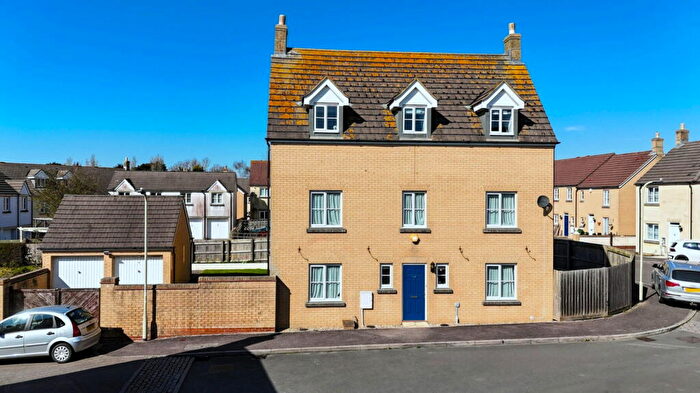 5 Bedroom Detached House For Sale In Kimberley Park, Northam, EX39