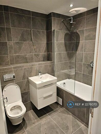 1 Bedroom Flat To Rent In Chandler Court, Croydon, CR0