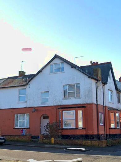 1 Bedroom Flat To Rent In Kingsley Avenue, Daventry, Northamptonshire, NN11