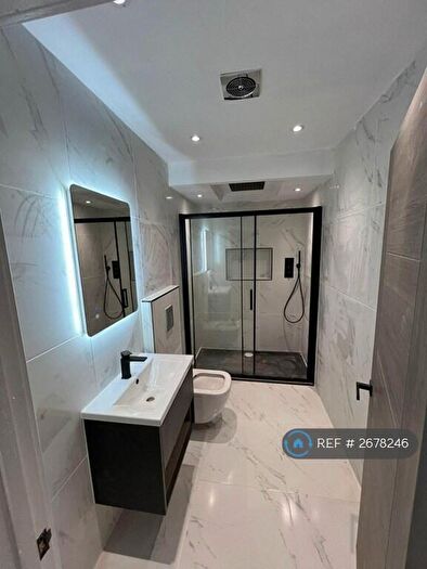 2 Bedroom Flat To Rent In High Street, Caister-On-Sea, Great Yarmouth, NR30