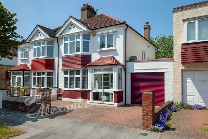 3 Bedroom Semi-Detached House To Rent In St. Oswald's Road, London, SW16