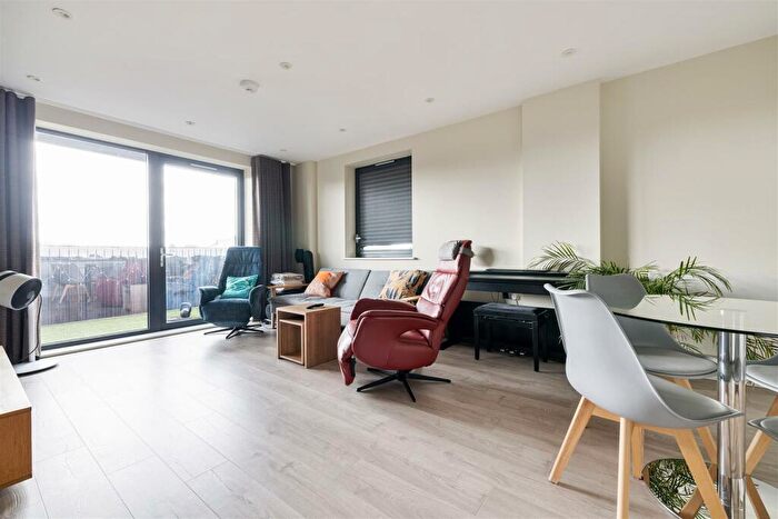 2 Bedroom Apartment To Rent In C Sutherland Road, London, E17