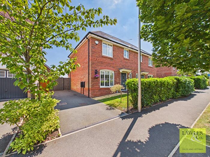 3 Bedroom Semi-Detached House For Sale In Cadet Street, Brinnington, Stockport, Cheshire, SK5