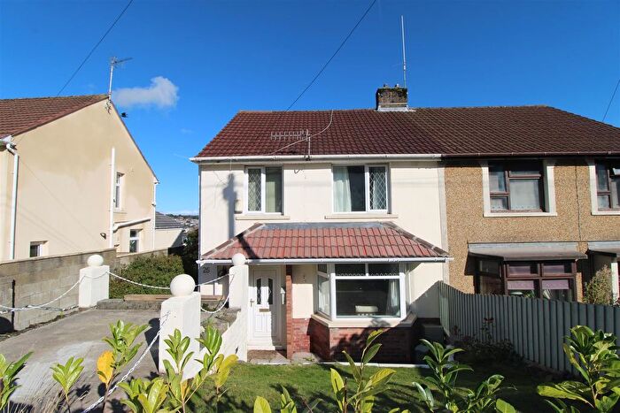 3 Bedroom Semi-Detached House For Sale In Mount Pleasant, Bargoed, CF81