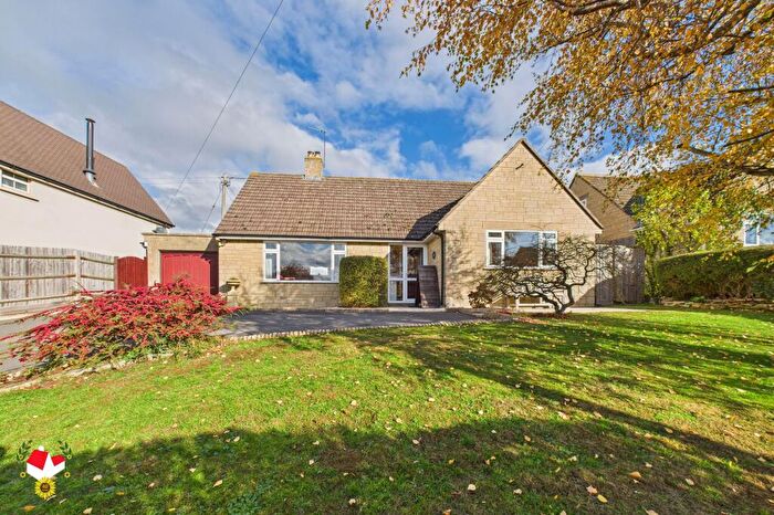 3 Bedroom Detached Bungalow For Sale In Teddington, Tewkesbury, GL20