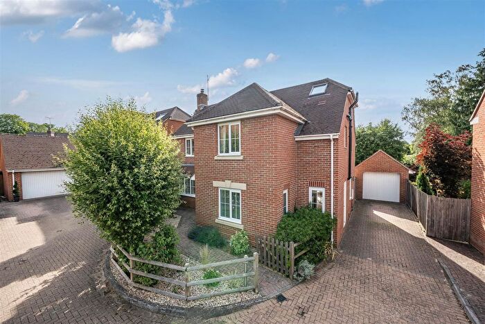 6 Bedroom Detached House For Sale In Old Woosehill Lane Wokingham, Berkshire, RG41