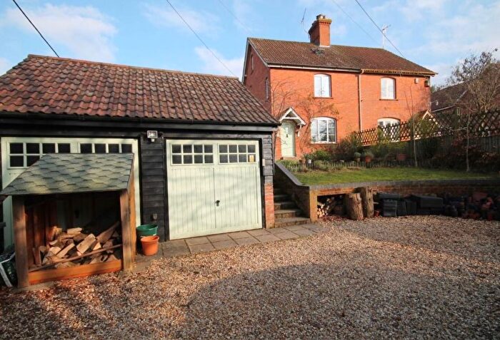 4 Bedroom Semi-Detached House To Rent In The Green, Urchfont, Devizes, SN10