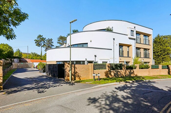 2 Bedroom Flat For Sale In Court Lane, Oaks View Court Lane, KT19