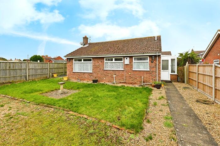 2 Bedroom Detached Bungalow For Sale In Hazel Close, Grimston, King's Lynn, PE32