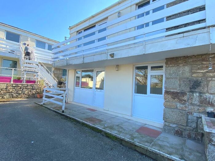 1 Bedroom Flat To Rent In West End, Marazion, TR18
