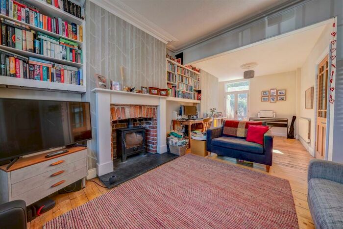 3 Bedroom Terraced House For Sale In Turberville Place, Cardiff, CF11