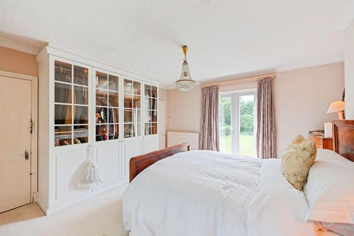3 Bedroom Detached House For Sale In Walsall Road, Springhill, Lichfield, WS14