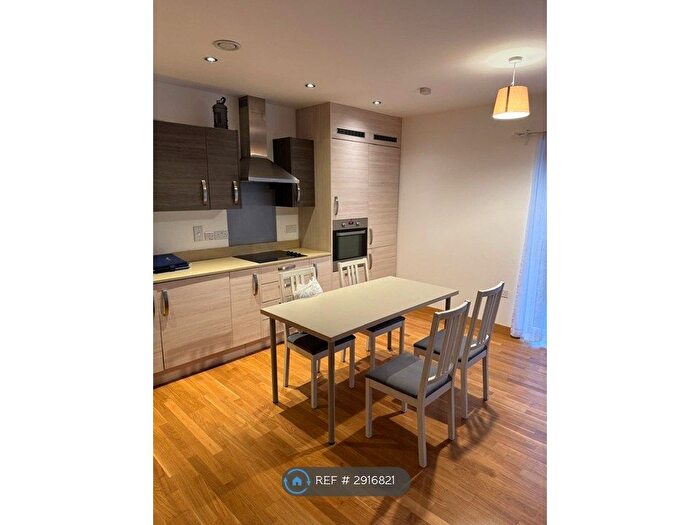 3 Bedroom Flat To Rent In William Mundy Way, Dartford, DA1