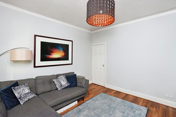 3 Bedroom End Of Terrace House For Sale In Alexandra Road, Sheffield, South Yorkshire, S2
