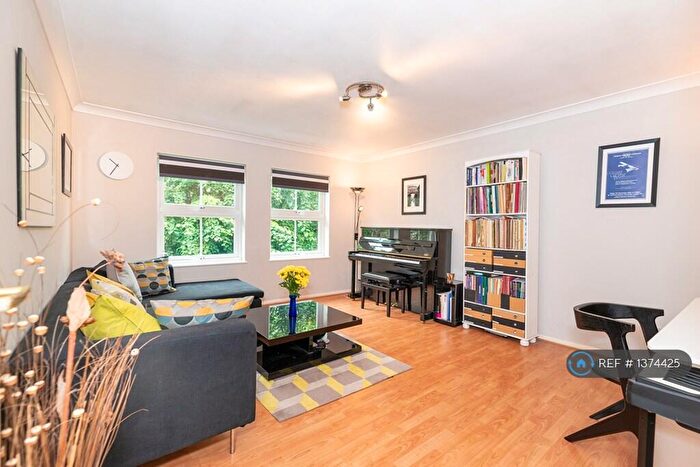 1 Bedroom Flat To Rent In Helena Place, London, E9