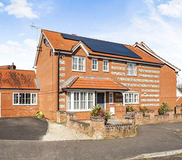 4 Bedroom Semi-Detached House For Sale In Blueberry Gardens, Andover, SP10