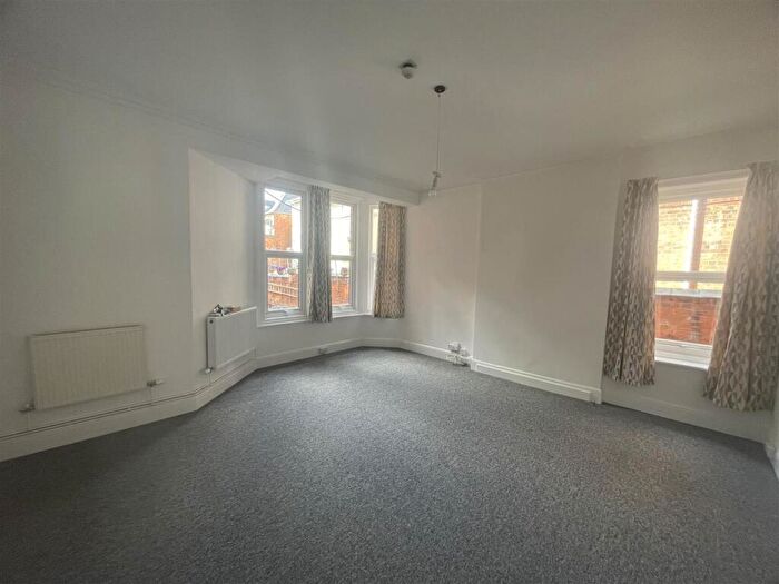 2 Bedroom Flat To Rent In Belgrave Road, Gloucester, GL1