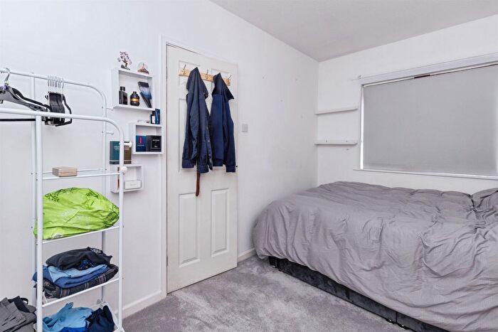 2 Bedroom Semi-Detached House For Sale In Fieldhurst Court, Bierley, Bradford, BD4