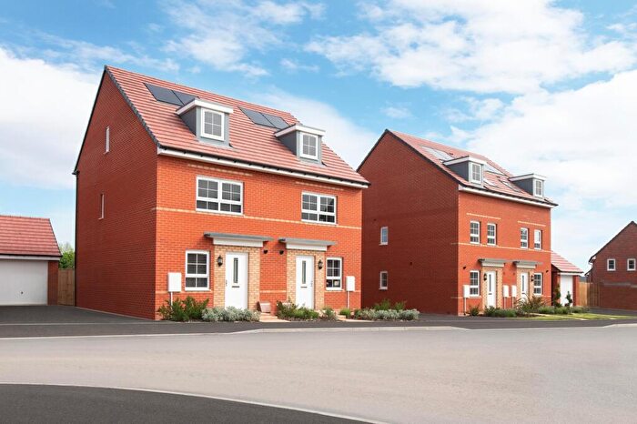 3 Bedroom End Of Terrace House For Sale In Beck Lane, Sutton-In-Ashfield, Nottinghamshire, NG17