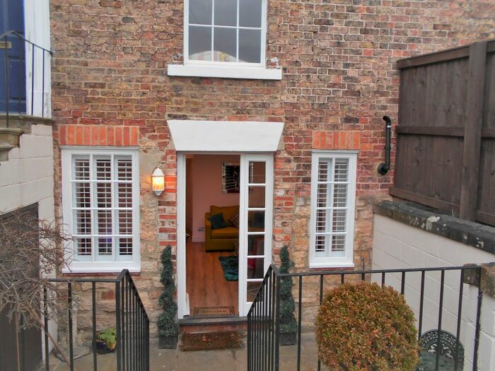 1 Bedroom Flat To Rent In Skellbank, Ripon HG4