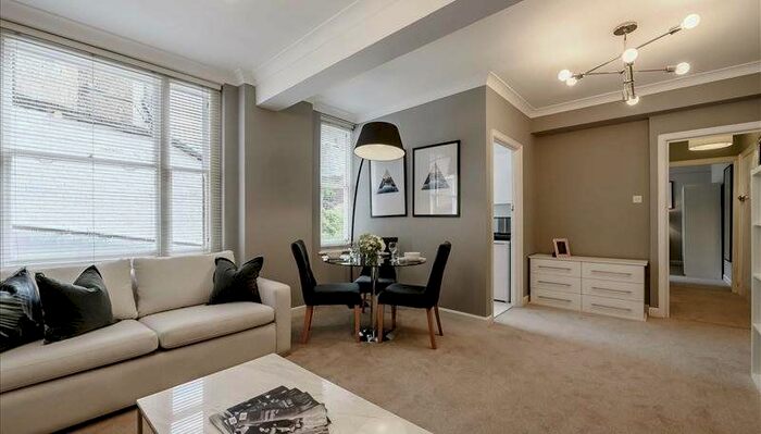 1 Bedroom Flat To Rent In Hill Street, London, W1J