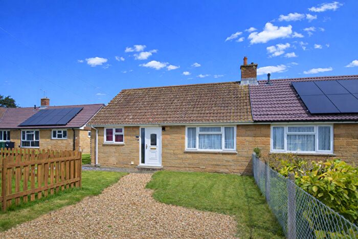 2 Bedroom Semi-Detached Bungalow For Sale In Backing Onto Fields * Godshill, PO38