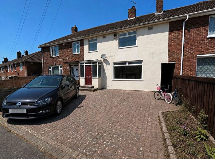 3 Bedroom Terraced House To Rent In Brangwyn Grove, Bristol, BS7